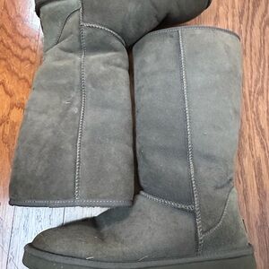 Ugg tall Tall Boots